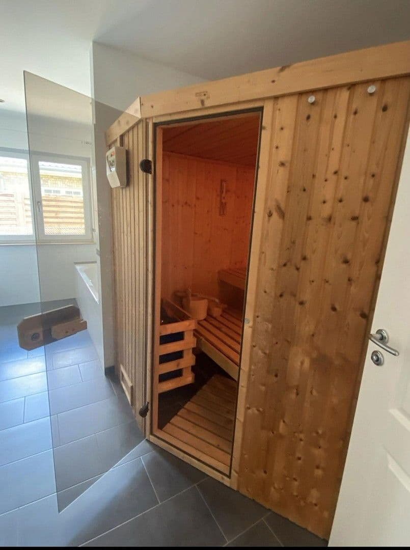 Predaj domu 186 m², pozemek 1.720 m², Brieselang, Brandenbursko Predaj domu 186 m², pozemek 1.720 m², Brieselang, Brandenbursko