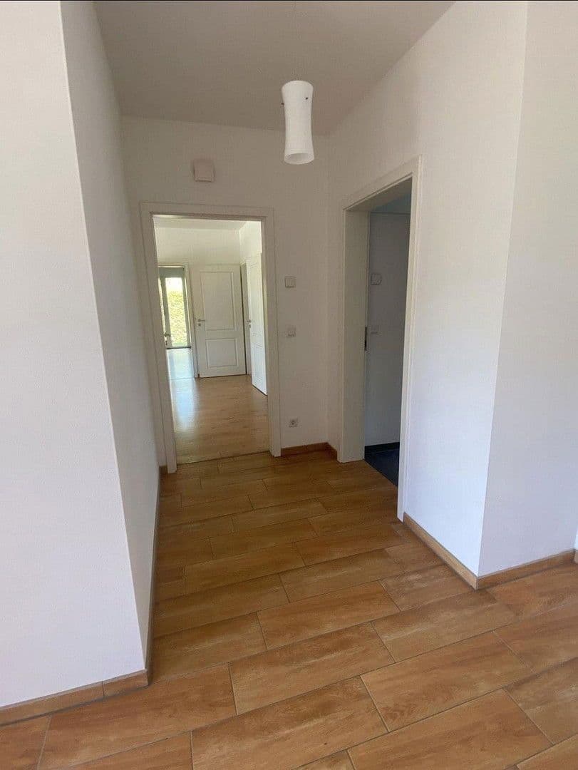 Predaj domu 186 m², pozemek 1.720 m², Brieselang, Brandenbursko Predaj domu 186 m², pozemek 1.720 m², Brieselang, Brandenbursko