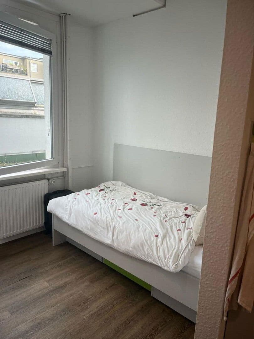 Prenájom bytu 1-izbový 14 m², Wilhelmsgarten 3, Braunschweig, Dolné Sasko Prenájom bytu 1-izbový 14 m², Wilhelmsgarten 3, Braunschweig, Dolné Sasko