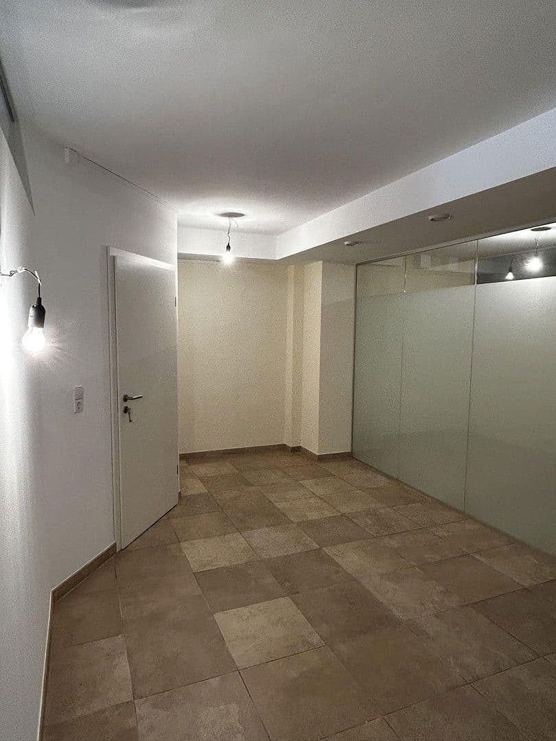 Predaj kancelárie 104 m², Marktstraße 37, Kirchheim unter Teck, Bádensko-Wurttembersko Predaj kancelárie 104 m², Marktstraße 37, Kirchheim unter Teck, Bádensko-Wurttembersko