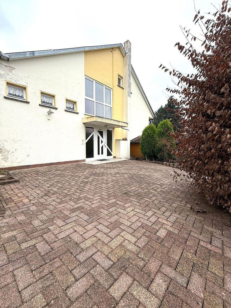 Prenájom bytu 4-izbový 100 m², Villbacher Str. 44, Bad Orb, Hesensko Prenájom bytu 4-izbový 100 m², Villbacher Str. 44, Bad Orb, Hesensko