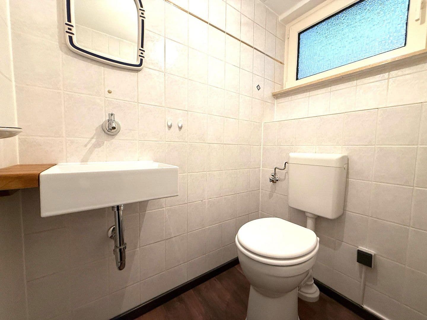 Prenájom bytu 4-izbový 100 m², Villbacher Str. 44, Bad Orb, Hesensko Prenájom bytu 4-izbový 100 m², Villbacher Str. 44, Bad Orb, Hesensko