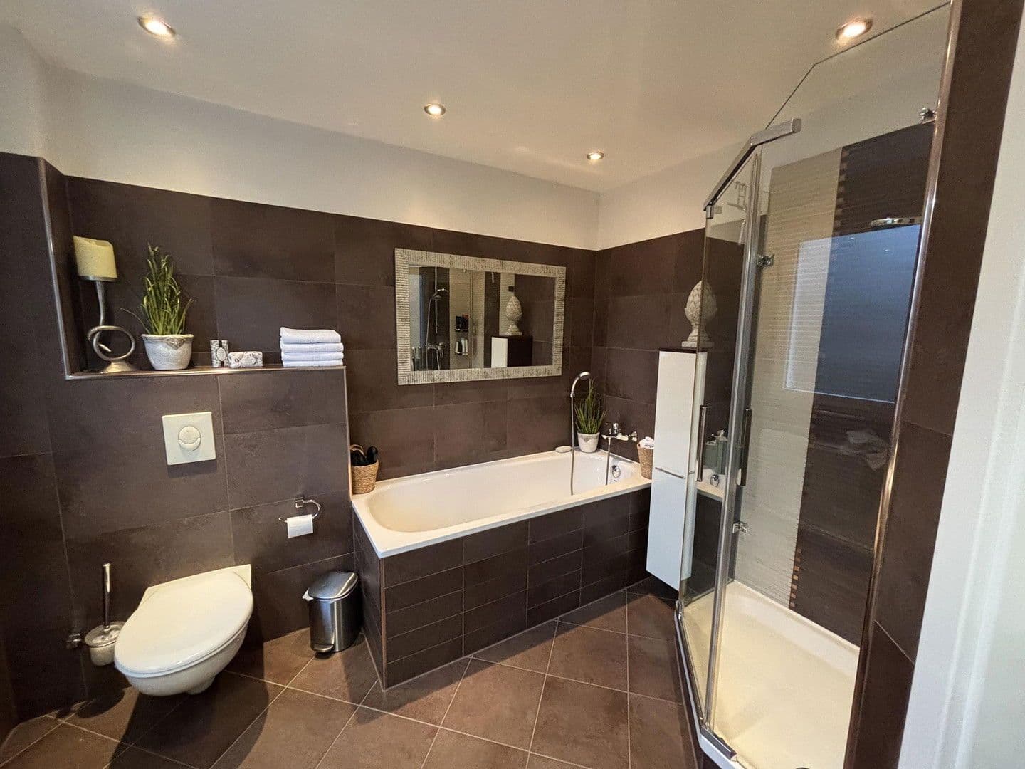 Predaj domu 130 m², pozemek 183 m², Haan, Severné Porýnie - Westfálsko Predaj domu 130 m², pozemek 183 m², Haan, Severné Porýnie - Westfálsko