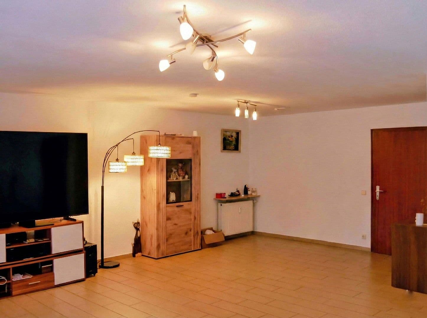 Prenájom domu 144 m², pozemek 565 m², Kaiserslautern, Porýnie-Falcko Prenájom domu 144 m², pozemek 565 m², Kaiserslautern, Porýnie-Falcko