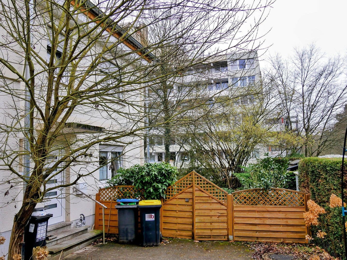 Prenájom domu 144 m², pozemek 565 m², Kaiserslautern, Porýnie-Falcko Prenájom domu 144 m², pozemek 565 m², Kaiserslautern, Porýnie-Falcko