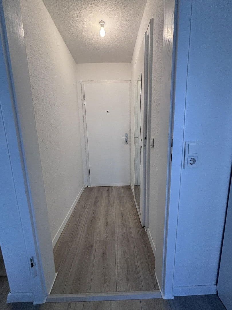 Prenájom bytu 1-izbový 25 m², Landhausstraße 46, Stuttgart, Bádensko-Wurttembersko Prenájom bytu 1-izbový 25 m², Landhausstraße 46, Stuttgart, Bádensko-Wurttembersko