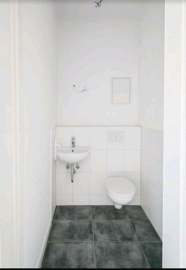 Prenájom bytu 5-izbový 134 m², Braunschweig, Dolné Sasko Prenájom bytu 5-izbový 134 m², Braunschweig, Dolné Sasko