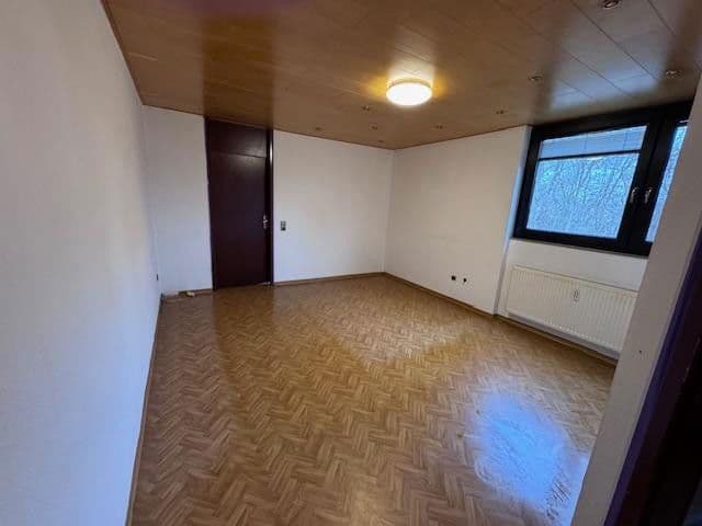Prenájom bytu 2-izbový 44 m², Ludwigshafen, Porýnie-Falcko Prenájom bytu 2-izbový 44 m², Ludwigshafen, Porýnie-Falcko