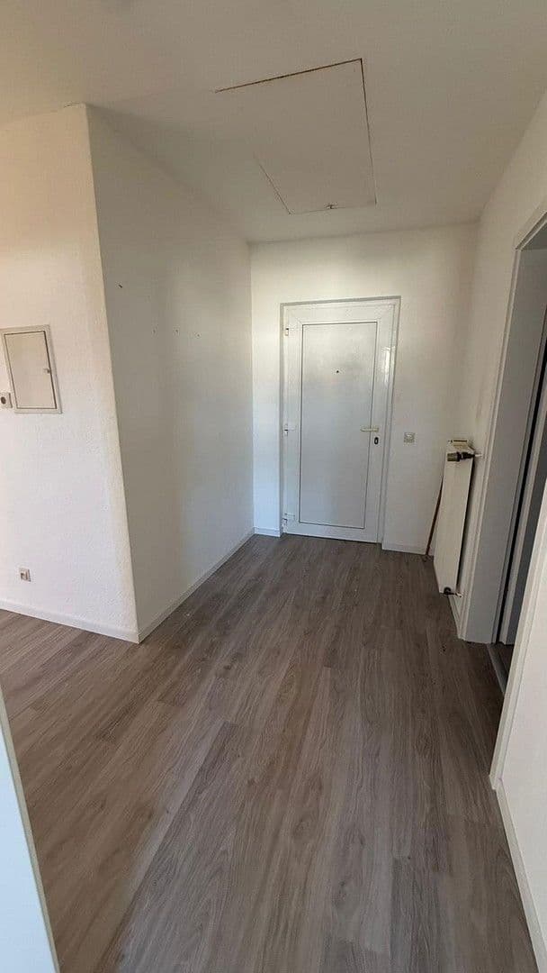 Prenájom bytu 4-izbový 107 m², Dornburg, Hesensko Prenájom bytu 4-izbový 107 m², Dornburg, Hesensko