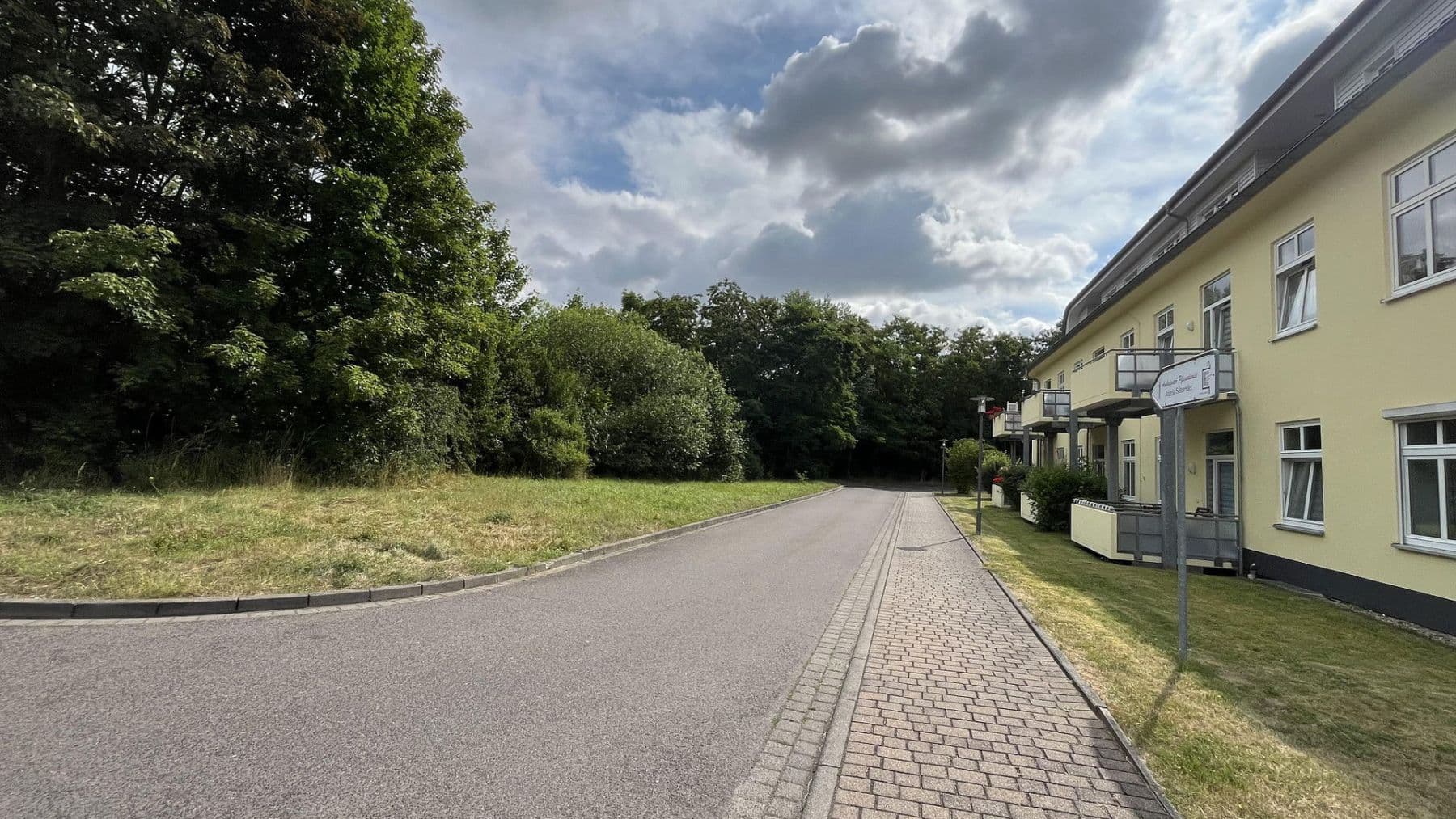 Predaj domu 15.000 m², pozemek 15.000 m², Alte Wache 1, Oschatz, Sasko Predaj domu 15.000 m², pozemek 15.000 m², Alte Wache 1, Oschatz, Sasko