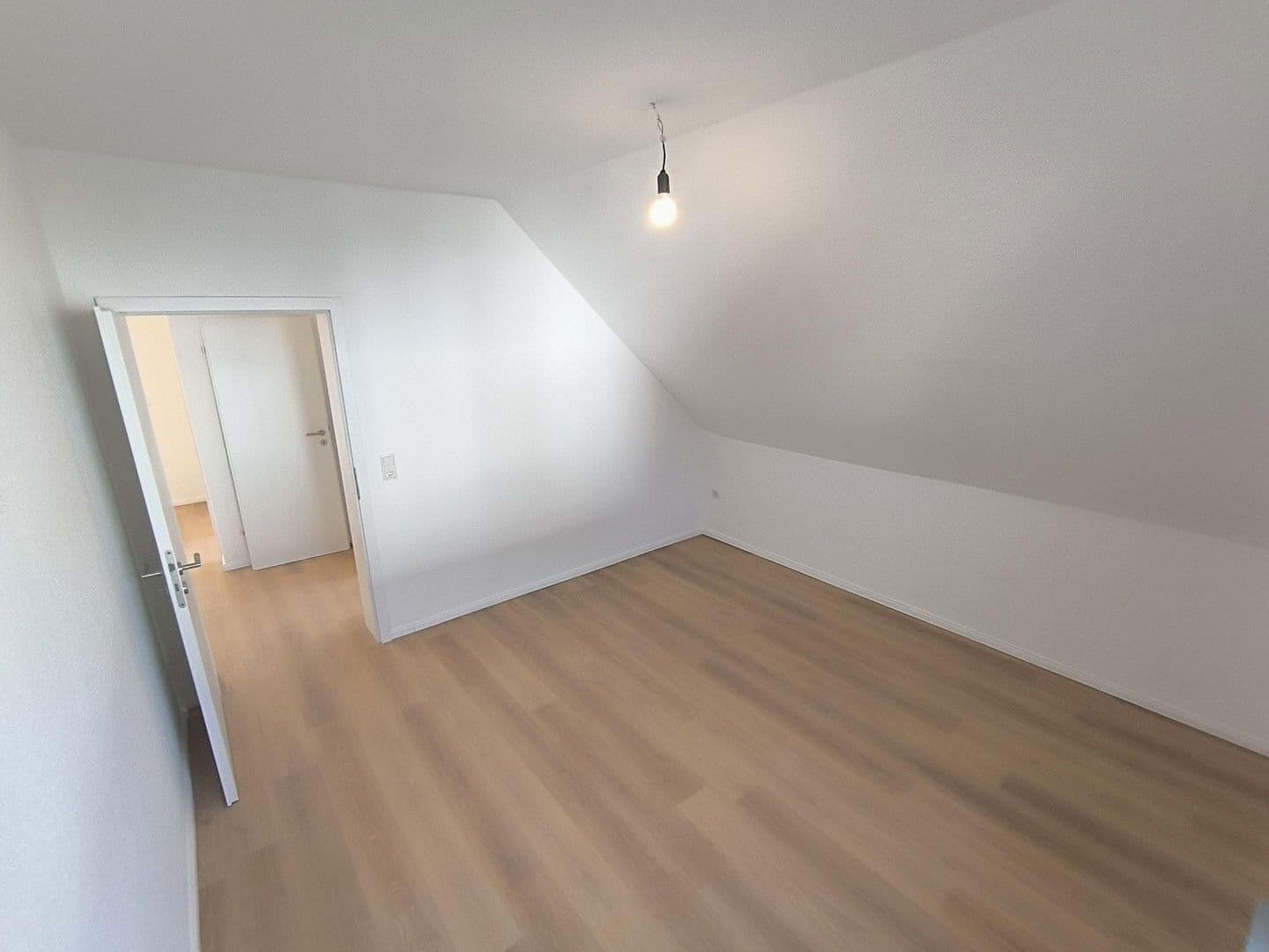 Prenájom bytu 2-izbový 56 m², Selzerstr. 11, Dortmund, Severné Porýnie - Westfálsko Prenájom bytu 2-izbový 56 m², Selzerstr. 11, Dortmund, Severné Porýnie - Westfálsko