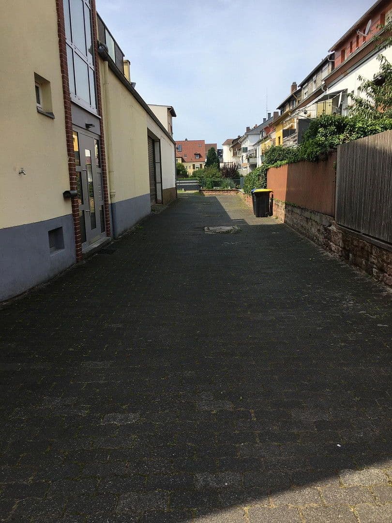 Prenájom kancelárie 115 m², Kaiserslautern, Porýnie-Falcko Prenájom kancelárie 115 m², Kaiserslautern, Porýnie-Falcko