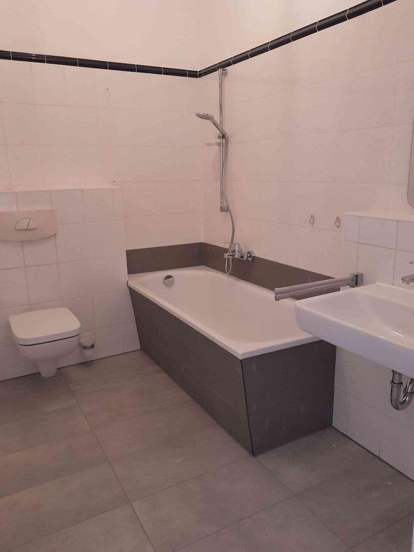 Predaj domu 754 m², pozemek 280 m², Krämpferufer 4, Erfurt, Durínsko Predaj domu 754 m², pozemek 280 m², Krämpferufer 4, Erfurt, Durínsko