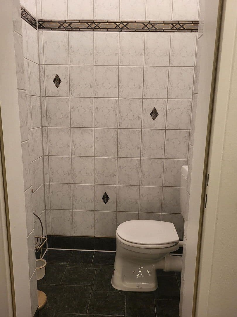 Prenájom bytu 3-izbový 90 m², Gurkgasse 26, Wien, Viedeň Prenájom bytu 3-izbový 90 m², Gurkgasse 26, Wien, Viedeň