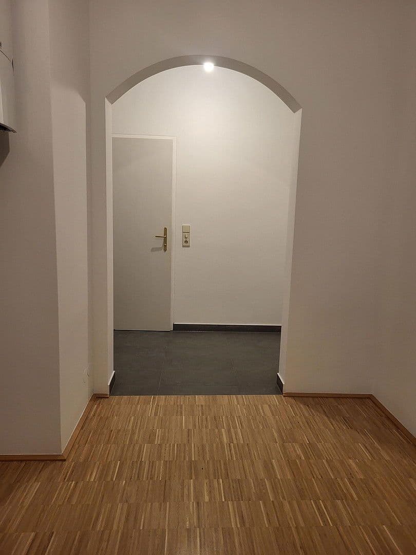 Prenájom bytu 3-izbový 90 m², Gurkgasse 26, Wien, Viedeň Prenájom bytu 3-izbový 90 m², Gurkgasse 26, Wien, Viedeň