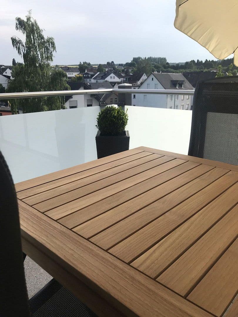 Prenájom bytu 3-izbový 92 m², Elz, Hesensko Prenájom bytu 3-izbový 92 m², Elz, Hesensko