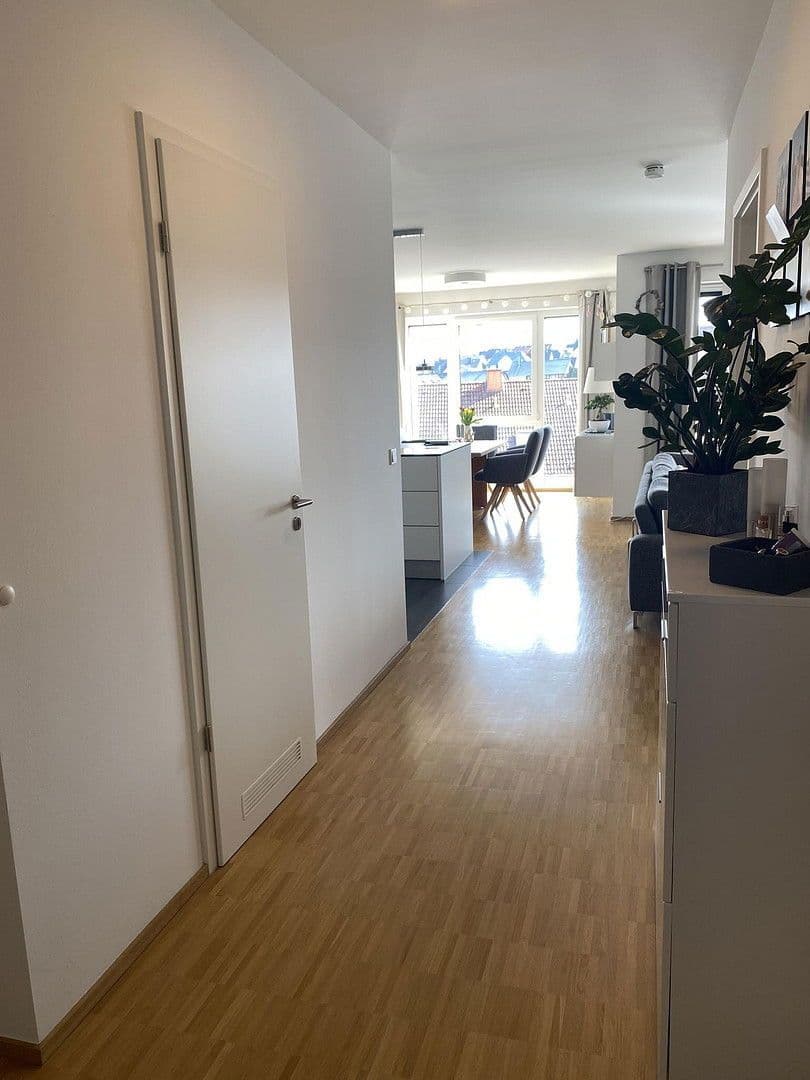 Prenájom bytu 3-izbový 92 m², Elz, Hesensko Prenájom bytu 3-izbový 92 m², Elz, Hesensko