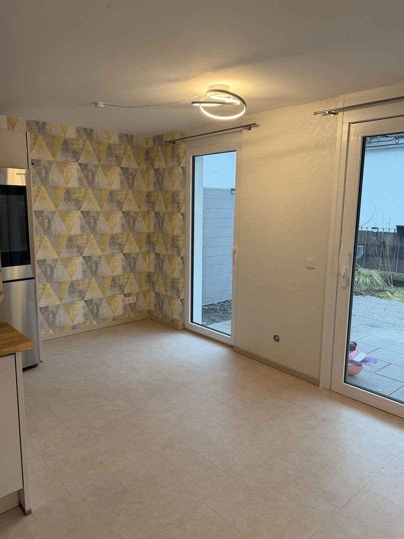 Predaj bytu 4-izbový 108 m², Waiblingen, Bádensko-Wurttembersko Predaj bytu 4-izbový 108 m², Waiblingen, Bádensko-Wurttembersko