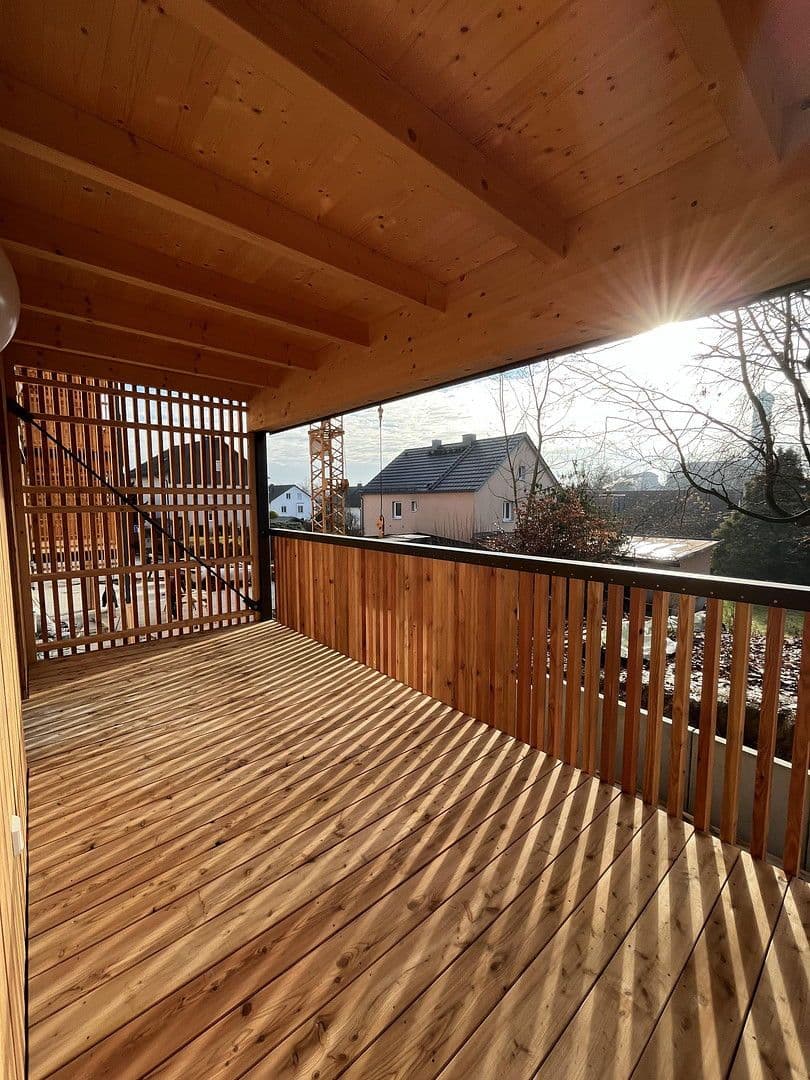 Prenájom bytu 4-izbový 103 m², Vilsbiburg, Bavorsko Prenájom bytu 4-izbový 103 m², Vilsbiburg, Bavorsko