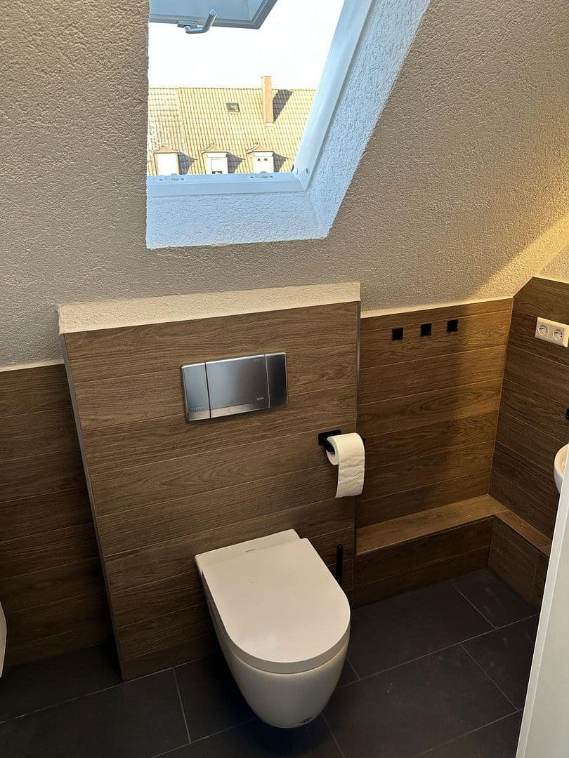 Prenájom bytu 1-izbový 75 m², Stuttgart, Bádensko-Wurttembersko Prenájom bytu 1-izbový 75 m², Stuttgart, Bádensko-Wurttembersko