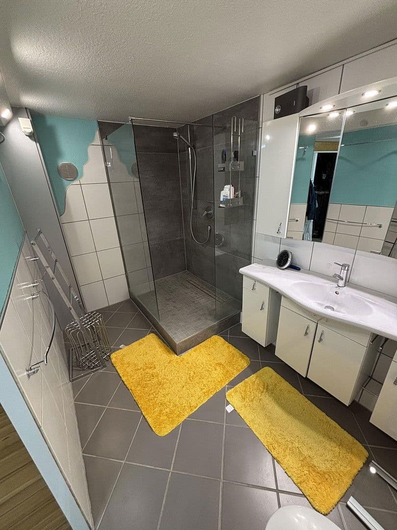 Prenájom domu 136 m², pozemek 299 m², Bedburg, Severné Porýnie - Westfálsko Prenájom domu 136 m², pozemek 299 m², Bedburg, Severné Porýnie - Westfálsko