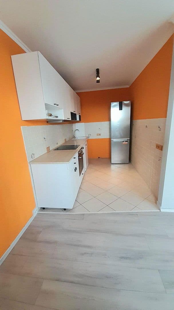 Predaj bytu 4-izbový 84 m², Berlin-Marzahn, Berlín Predaj bytu 4-izbový 84 m², Berlin-Marzahn, Berlín