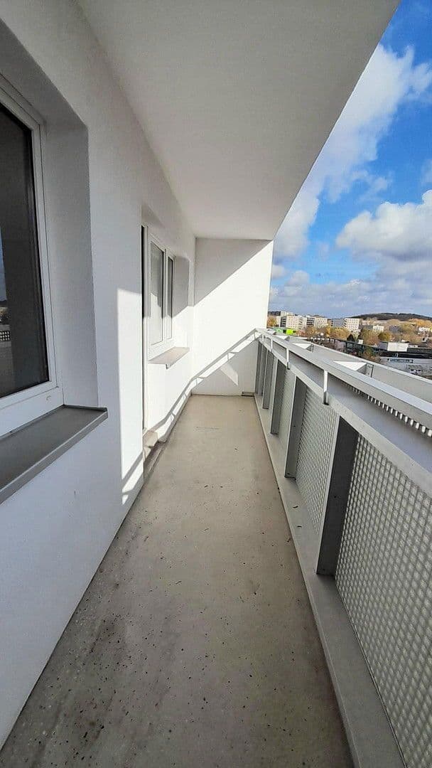 Predaj bytu 4-izbový 84 m², Berlin-Marzahn, Berlín Predaj bytu 4-izbový 84 m², Berlin-Marzahn, Berlín