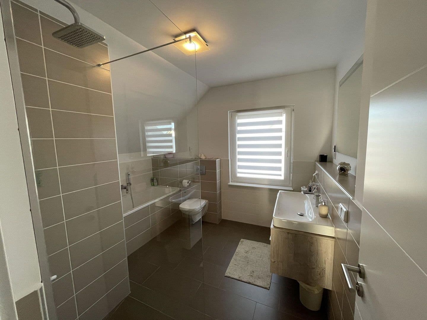 Predaj domu 122 m², pozemek 648 m², Oelde, Severné Porýnie - Westfálsko Predaj domu 122 m², pozemek 648 m², Oelde, Severné Porýnie - Westfálsko