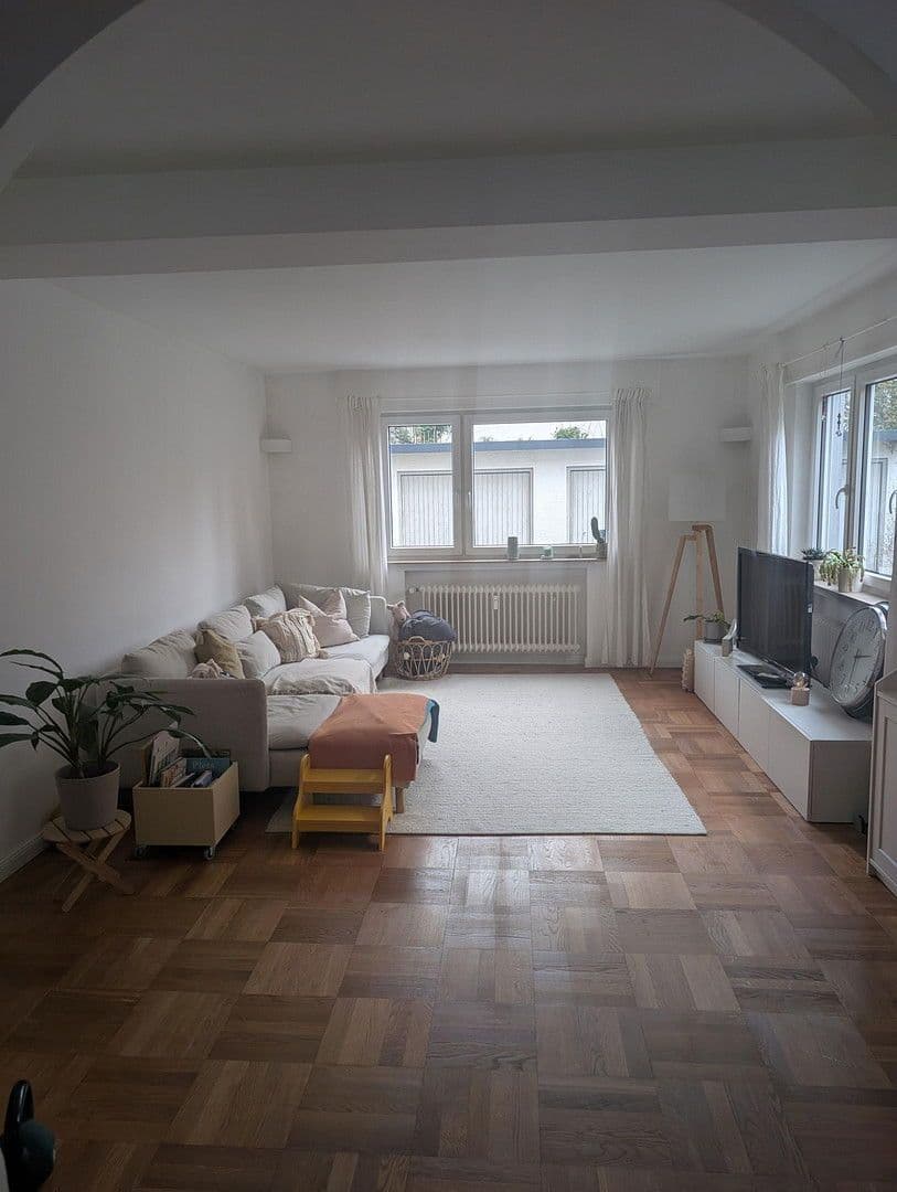 Predaj bytu 3-izbový 76 m², Stuttgart, Bádensko-Wurttembersko Predaj bytu 3-izbový 76 m², Stuttgart, Bádensko-Wurttembersko