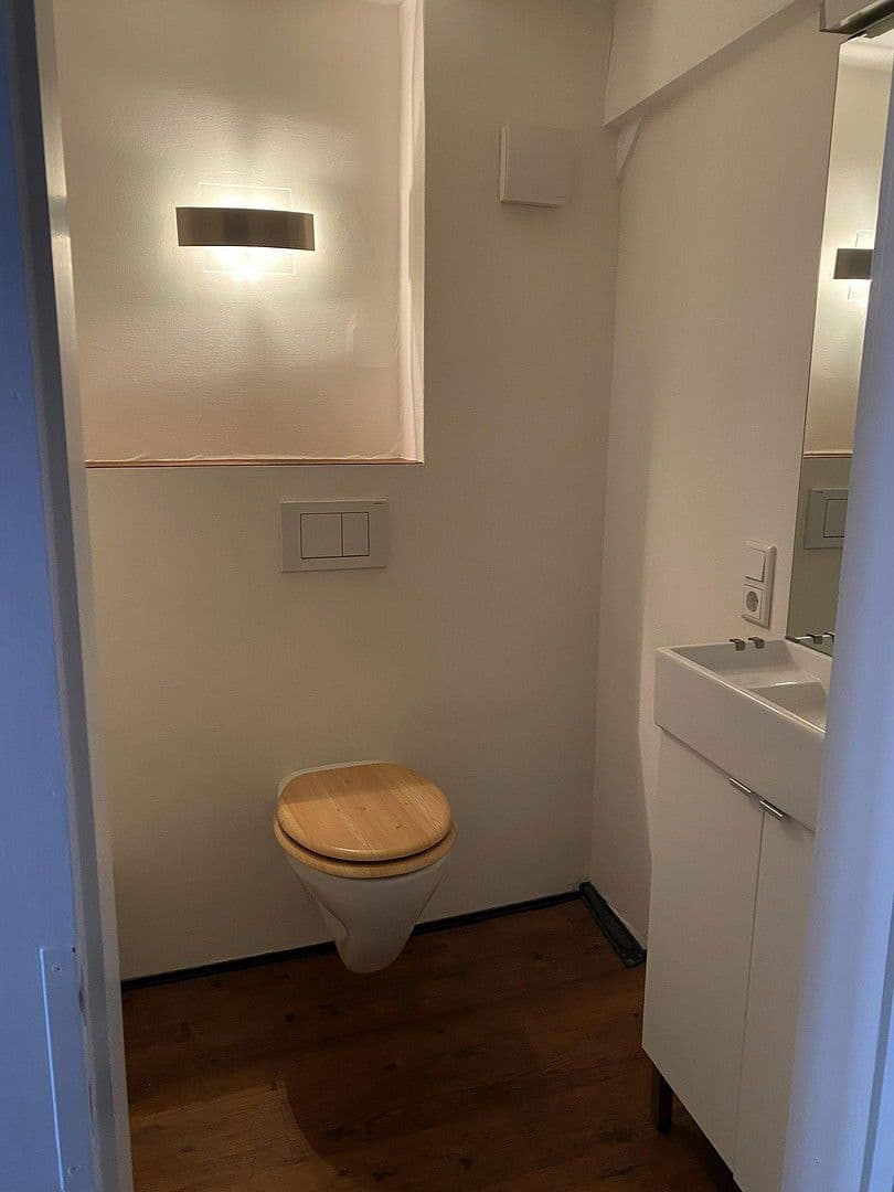 Predaj domu 570 m², pozemek 642 m², Kasseler Strasse 10, Fritzlar, Hesensko Predaj domu 570 m², pozemek 642 m², Kasseler Strasse 10, Fritzlar, Hesensko