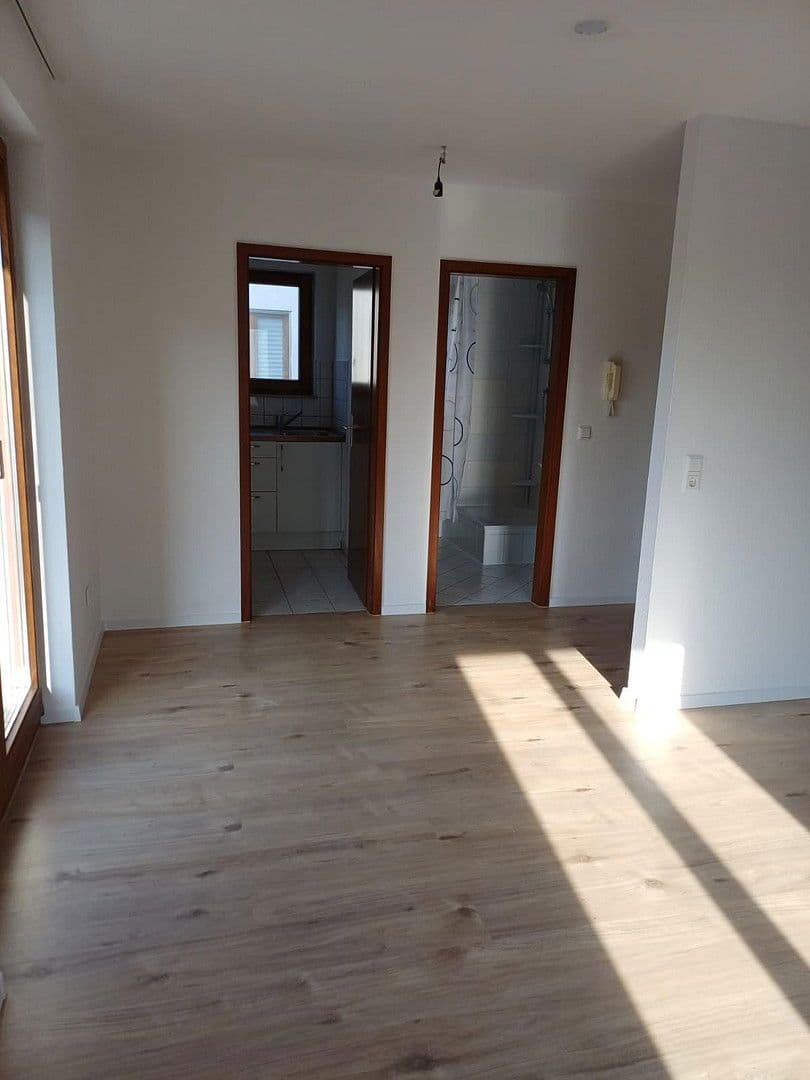 Prenájom bytu 1-izbový 34 m², Heilbronn, Bádensko-Wurttembersko Prenájom bytu 1-izbový 34 m², Heilbronn, Bádensko-Wurttembersko