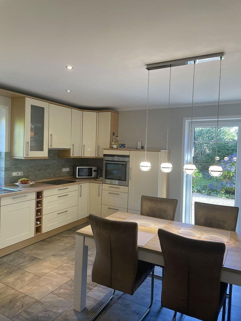 Predaj domu 190 m², pozemek 1.136 m², Wanna, Dolné Sasko Predaj domu 190 m², pozemek 1.136 m², Wanna, Dolné Sasko