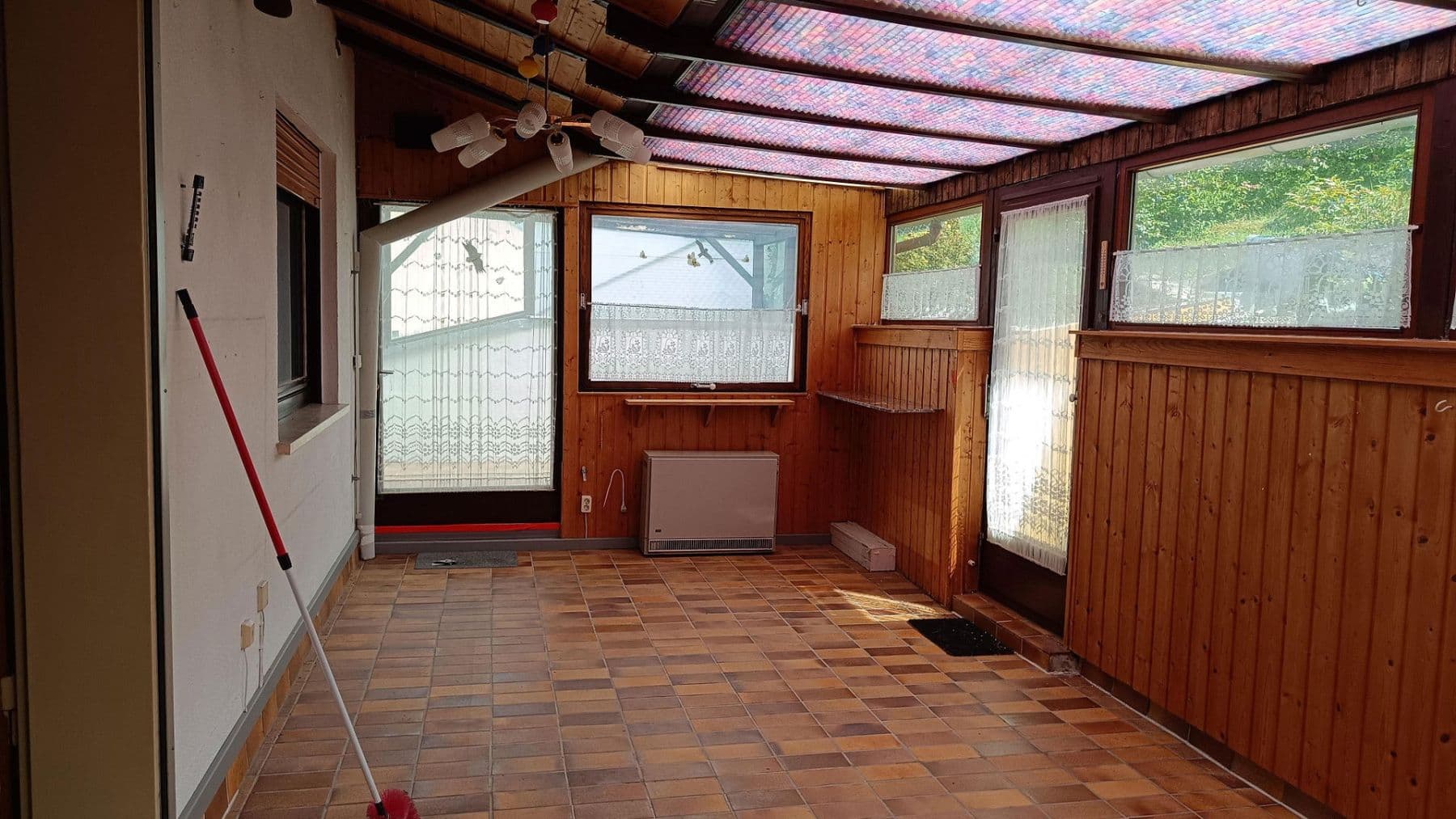 Predaj domu 185 m², pozemek 751 m², Retzstadt, Bavorsko Predaj domu 185 m², pozemek 751 m², Retzstadt, Bavorsko