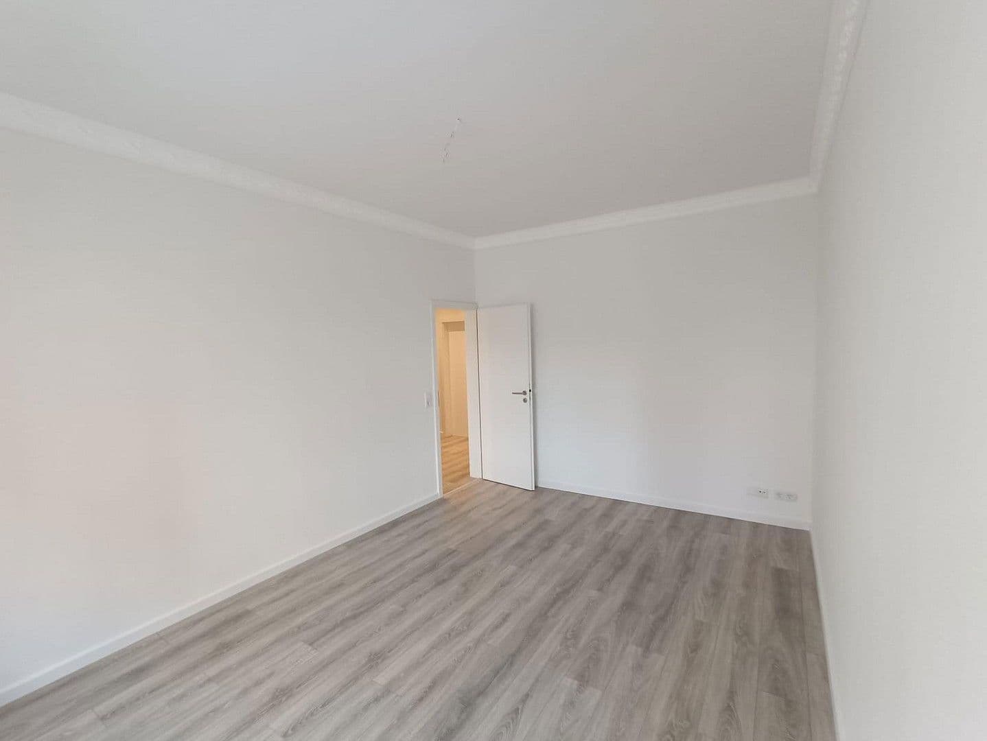 Prenájom bytu 3-izbový 64 m², Gohliser Straße 22, Leipzig, Sasko Prenájom bytu 3-izbový 64 m², Gohliser Straße 22, Leipzig, Sasko