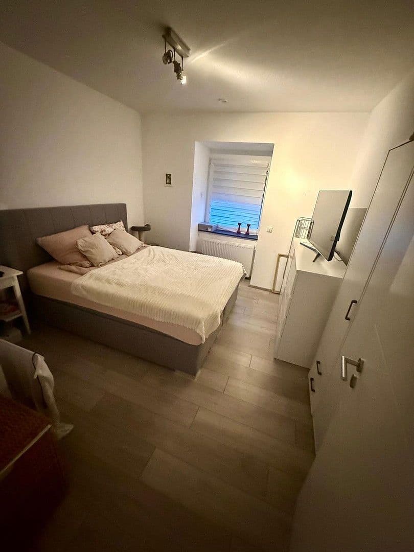 Prenájom bytu 2-izbový 60 m², Kruft, Porýnie-Falcko Prenájom bytu 2-izbový 60 m², Kruft, Porýnie-Falcko