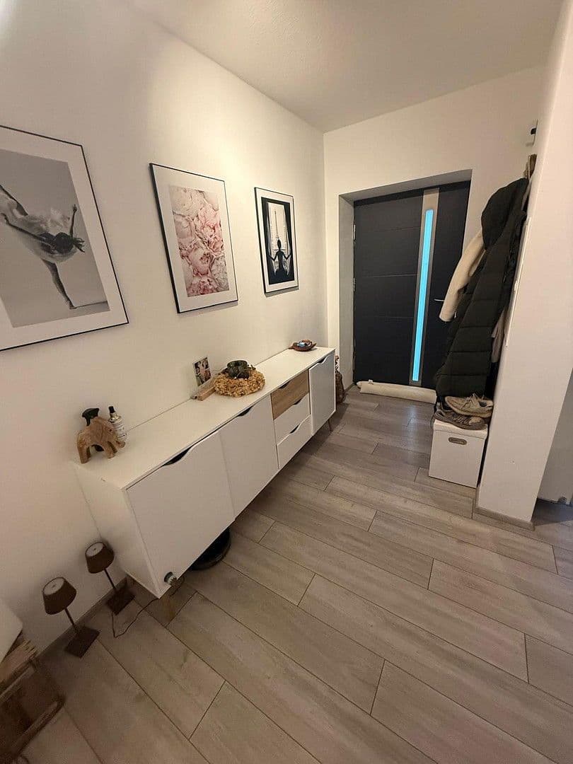 Prenájom bytu 2-izbový 60 m², Kruft, Porýnie-Falcko Prenájom bytu 2-izbový 60 m², Kruft, Porýnie-Falcko