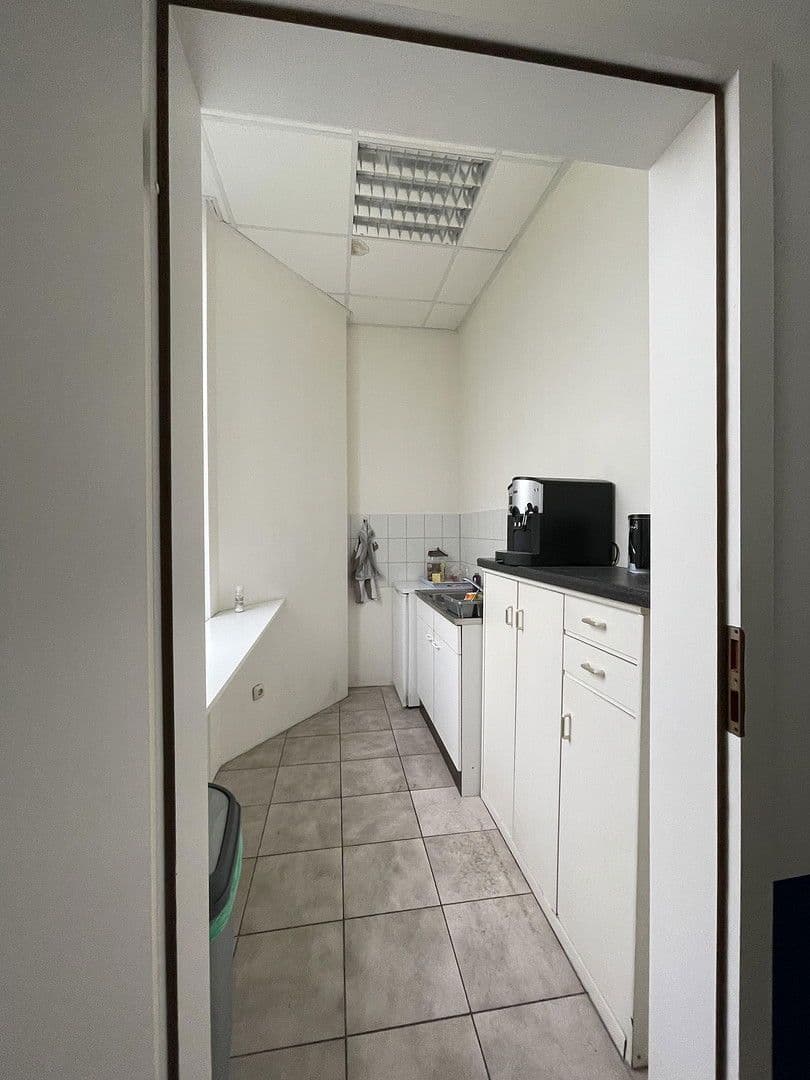 Prenájom kancelárie 275 m², Weihersfeld 34, Brüggen, Severné Porýnie - Westfálsko Prenájom kancelárie 275 m², Weihersfeld 34, Brüggen, Severné Porýnie - Westfálsko