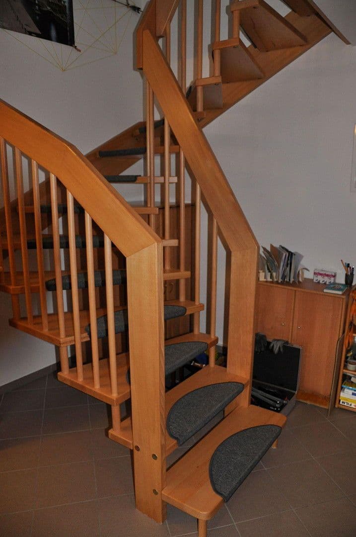 Prenájom bytu 3-izbový 100 m², Deubener Str. 37, Dresden, Sasko Prenájom bytu 3-izbový 100 m², Deubener Str. 37, Dresden, Sasko