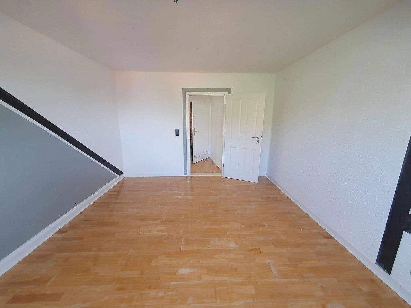 Predaj bytu 4-izbový 104 m², Wilhelm-Leuschner-Str., 40, Darmstadt, Hesensko Predaj bytu 4-izbový 104 m², Wilhelm-Leuschner-Str., 40, Darmstadt, Hesensko