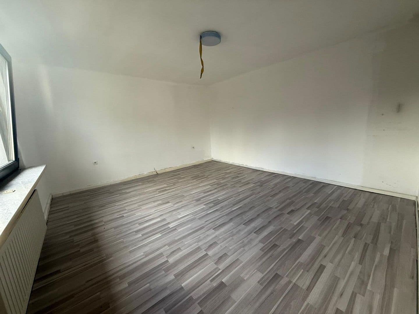 Prenájom bytu 2-izbový 58 m², Düsseldorfer Straße 240, Moers, Severné Porýnie - Westfálsko Prenájom bytu 2-izbový 58 m², Düsseldorfer Straße 240, Moers, Severné Porýnie - Westfálsko