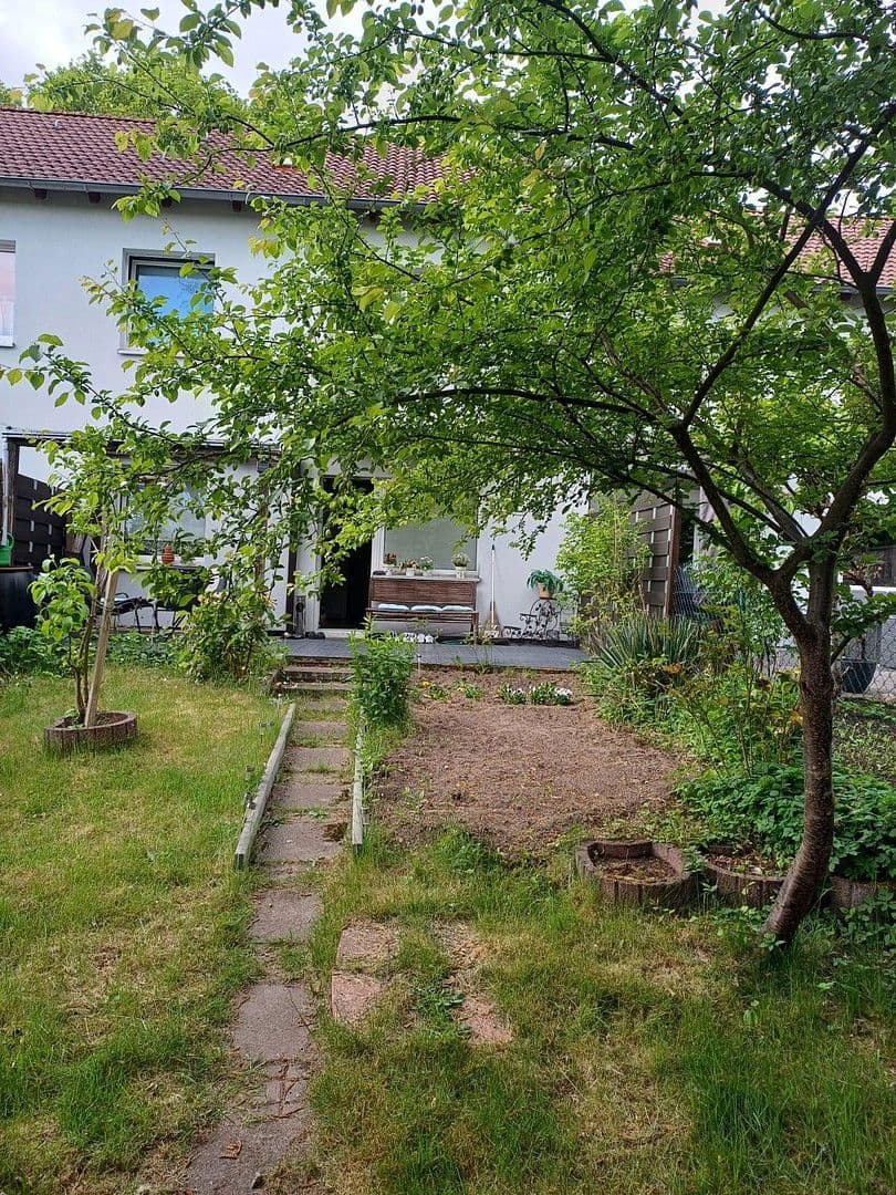 Predaj domu 95 m², pozemek 256 m², Hamburg, Hamburg Predaj domu 95 m², pozemek 256 m², Hamburg, Hamburg