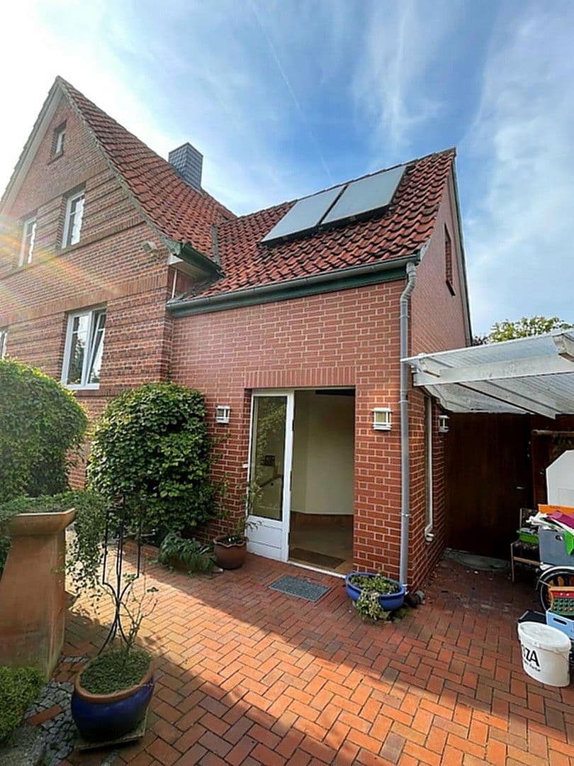 Predaj domu 178 m², pozemek 592 m², Wedemark, Dolné Sasko Predaj domu 178 m², pozemek 592 m², Wedemark, Dolné Sasko