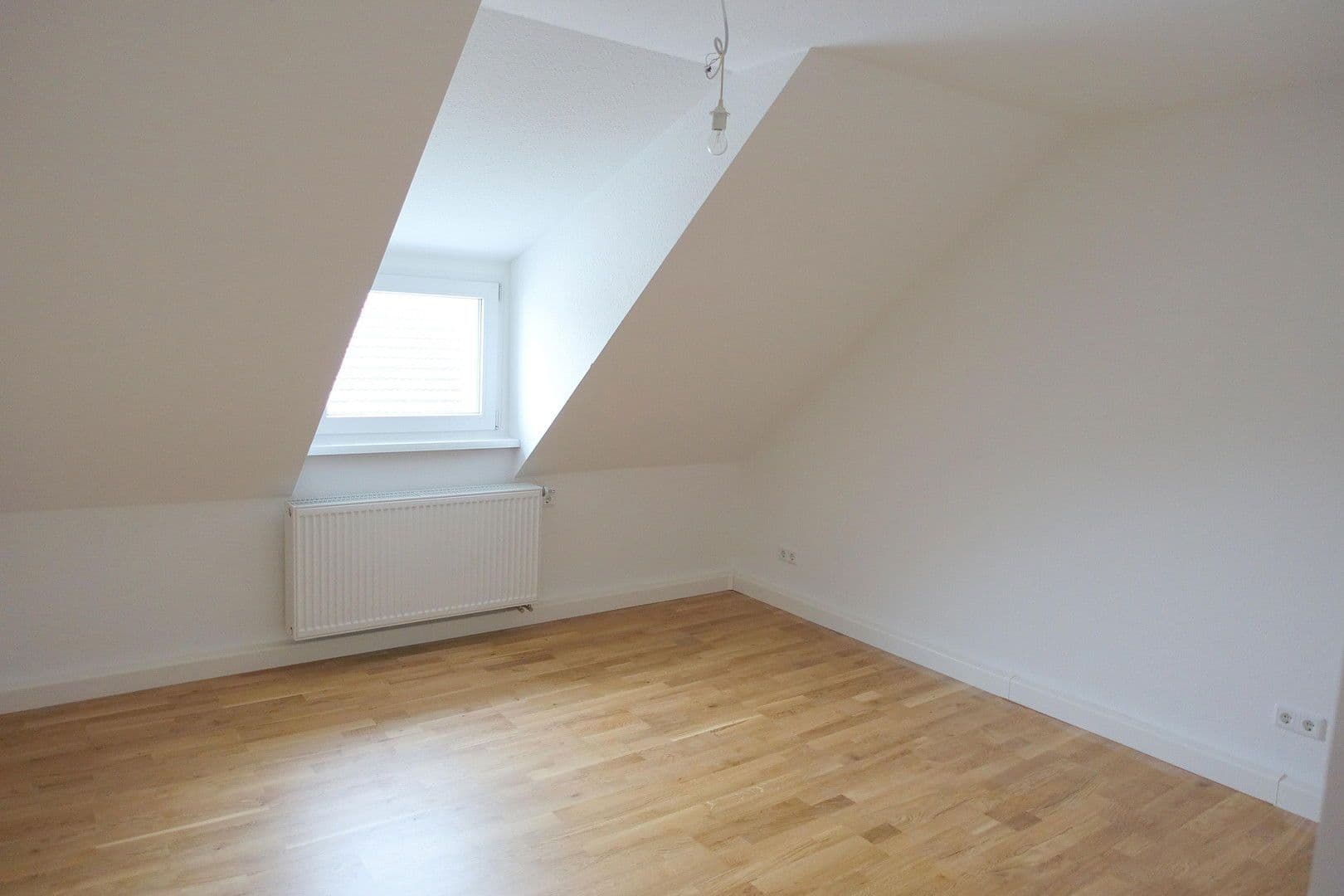 Prenájom bytu 2-izbový 41 m², Bad Homburg vor der Höhe, Hesensko Prenájom bytu 2-izbový 41 m², Bad Homburg vor der Höhe, Hesensko