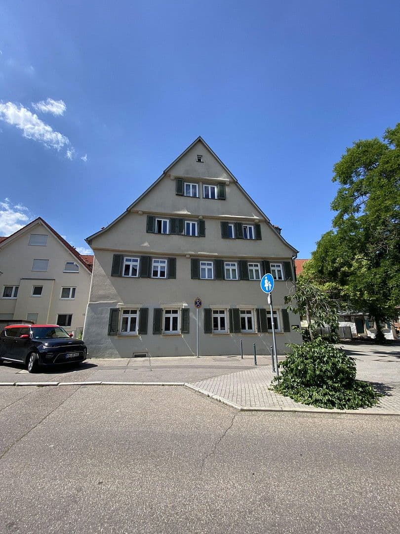 Prenájom bytu 2-izbový 63 m², Leonbergerstr. 10, Ditzingen, Bádensko-Wurttembersko Prenájom bytu 2-izbový 63 m², Leonbergerstr. 10, Ditzingen, Bádensko-Wurttembersko