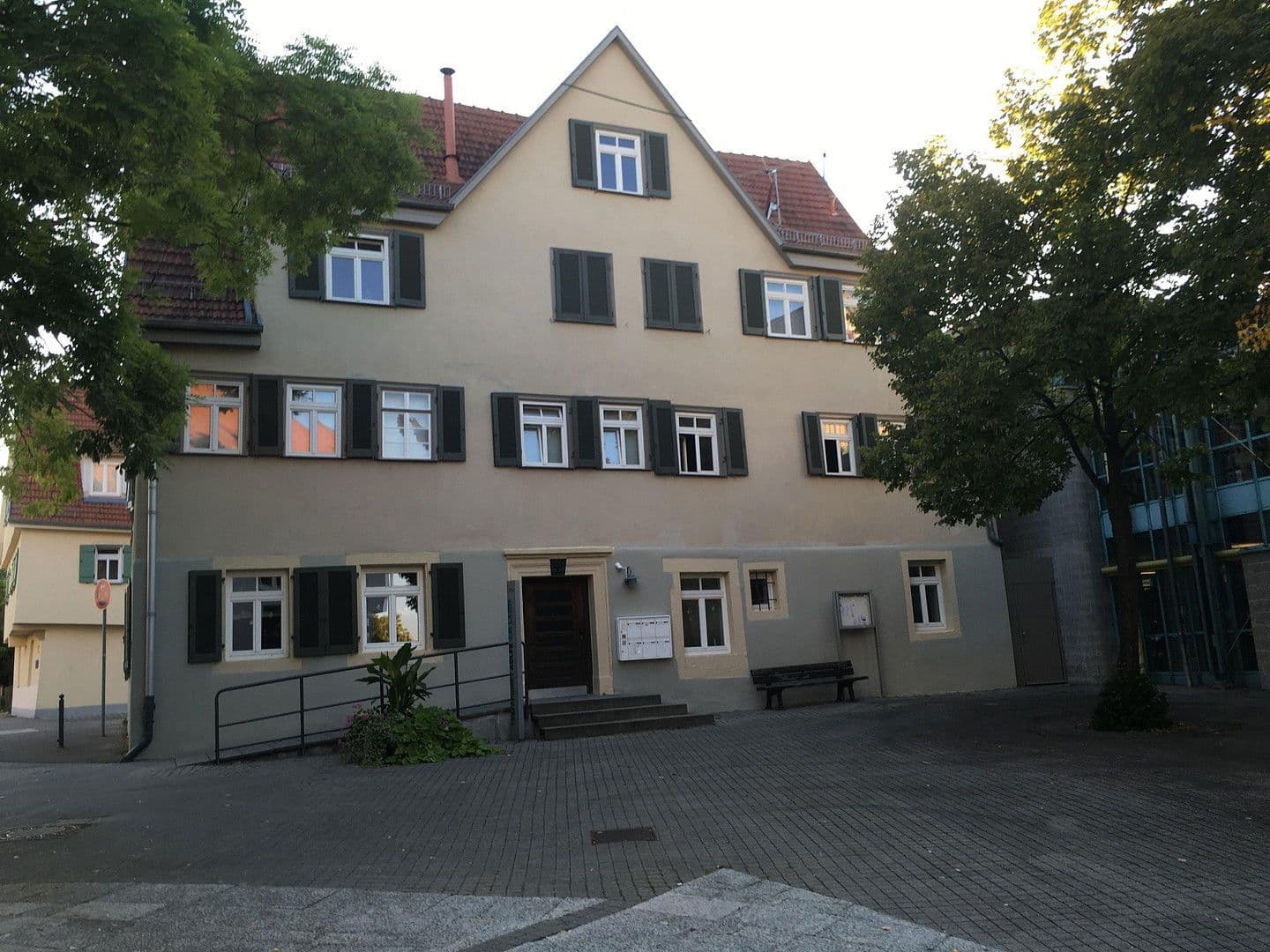 Prenájom bytu 2-izbový 63 m², Leonbergerstr. 10, Ditzingen, Bádensko-Wurttembersko Prenájom bytu 2-izbový 63 m², Leonbergerstr. 10, Ditzingen, Bádensko-Wurttembersko