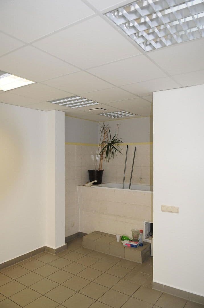 Predaj kancelárie 42 m², Kirschbergstraße 22a, Leipzig, Sasko Predaj kancelárie 42 m², Kirschbergstraße 22a, Leipzig, Sasko