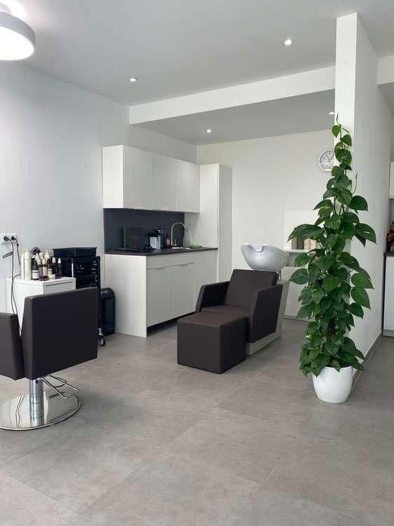 Prenájom nebytového priestoru 200 m², Köln, Severné Porýnie - Westfálsko Prenájom nebytového priestoru 200 m², Köln, Severné Porýnie - Westfálsko