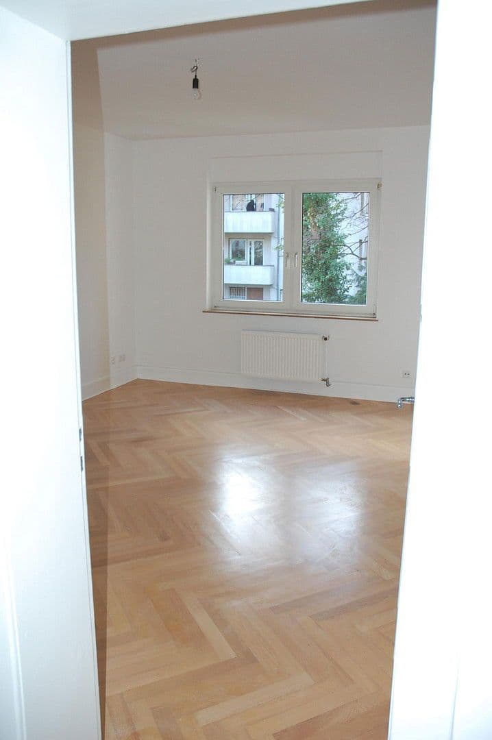Predaj bytu 3-izbový 85 m², Brentanostraße 7, Frankfurt am Main, Hesensko Predaj bytu 3-izbový 85 m², Brentanostraße 7, Frankfurt am Main, Hesensko