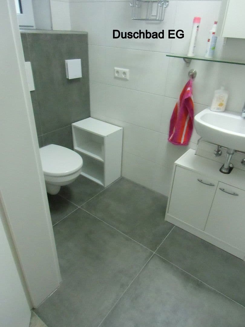 Predaj domu 200 m², pozemek 295 m², Heidelberg, Bádensko-Wurttembersko Predaj domu 200 m², pozemek 295 m², Heidelberg, Bádensko-Wurttembersko