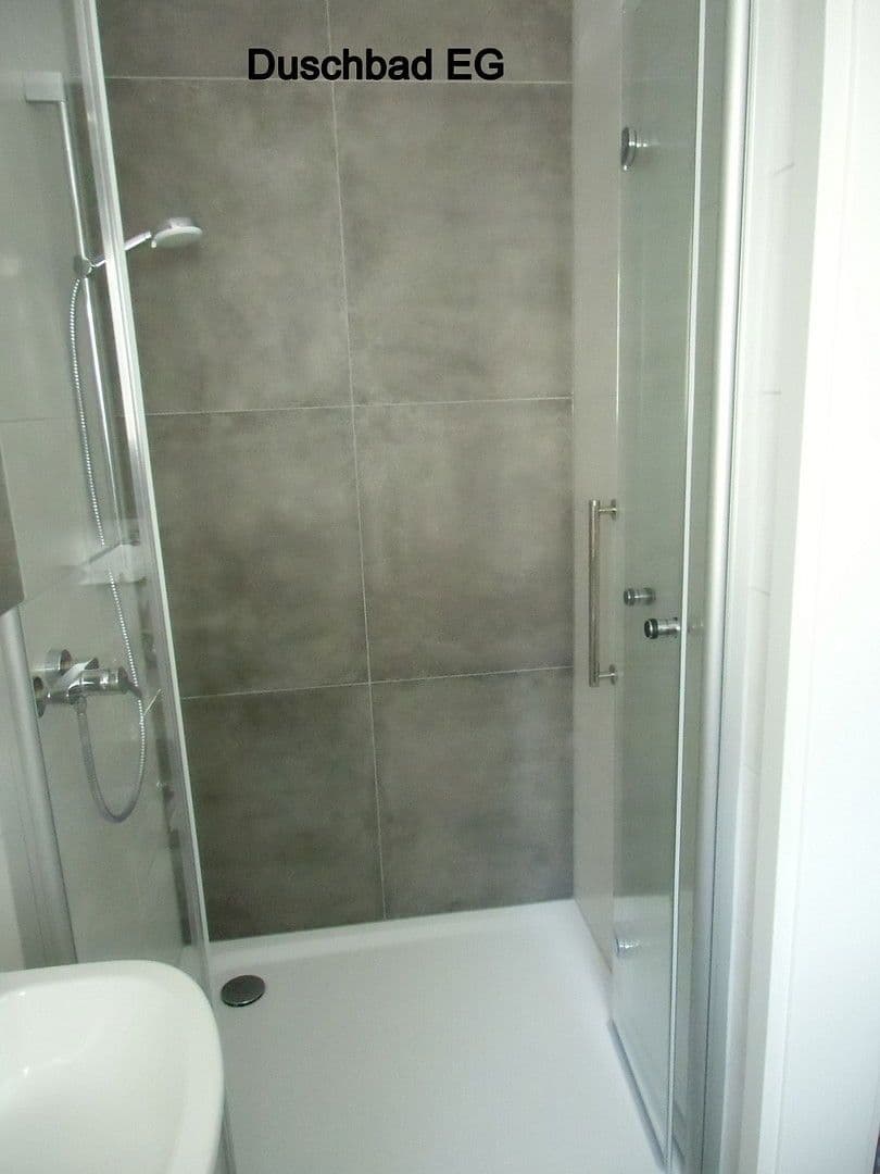 Predaj domu 200 m², pozemek 295 m², Heidelberg, Bádensko-Wurttembersko Predaj domu 200 m², pozemek 295 m², Heidelberg, Bádensko-Wurttembersko